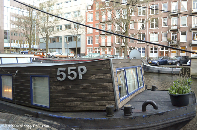 our houseboat in Amsterdam - ateaspoonofhappiness.com