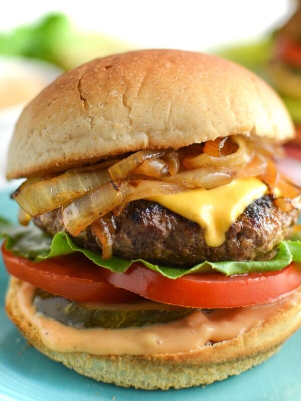 Luke's Diner Cheeseburgers | Gilmore Girls Food | @simplywhisked