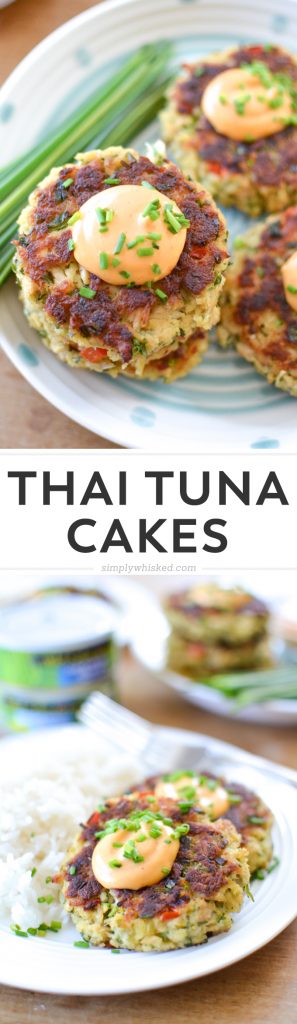 Thai Tuna Cakes with Sriracha Aioli | @simplywhisked
