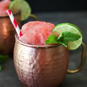 Frozen Watermelon Moscow Mule | Moscow Mule recipe, blended drink recipe, summer cocktail recipes, summer drinks, mocktail, watermelon cocktail | @simplywhisked