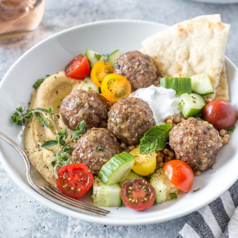 greek meatballs with vegan tzatziki sauce