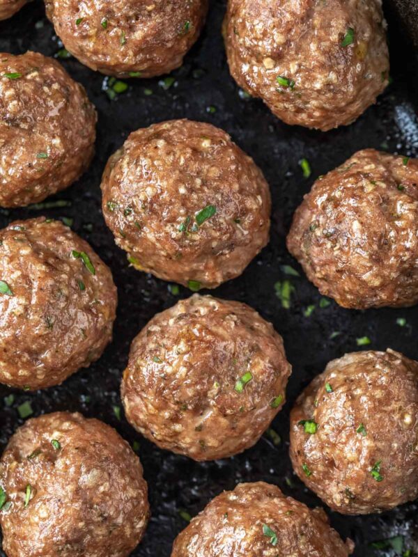 a closeup of the baked turkey meatballs