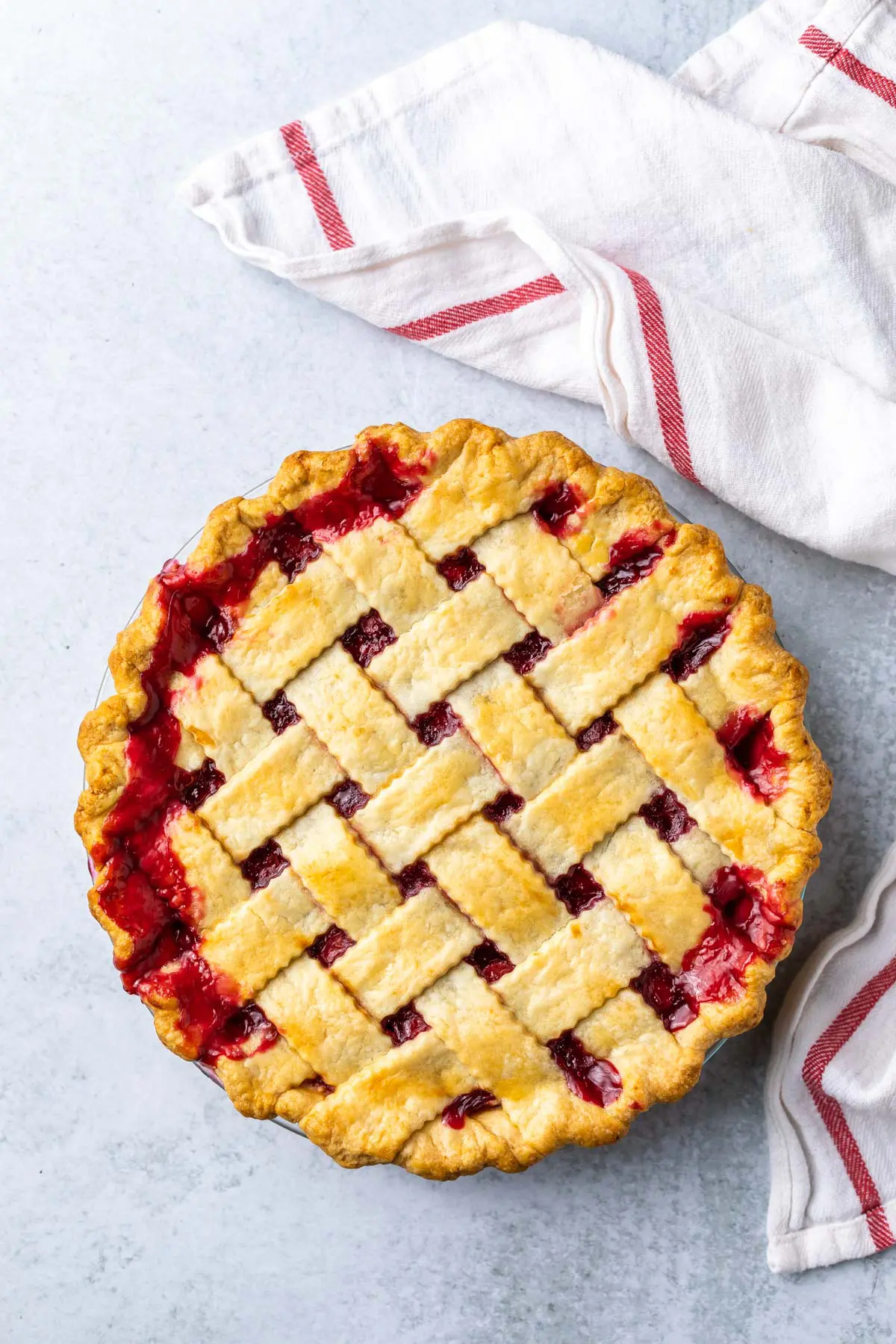 Door County Sour Cherry Pie (Sour Cherry Pie) - Simply Whisked